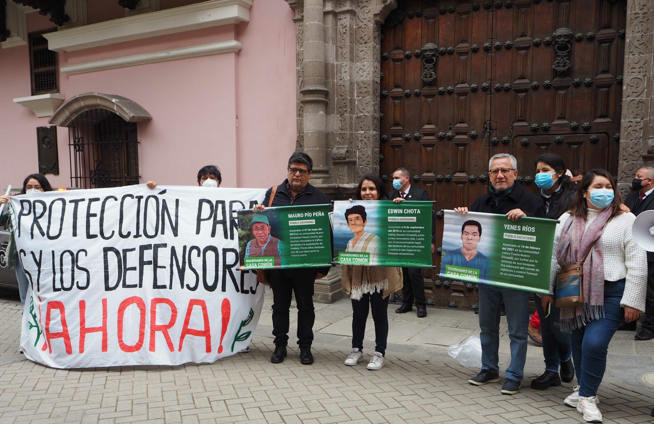 Manifestación frente al Ministerio de Relaciones Exteriores para exigir apoyo al Acuerdo de Escazú